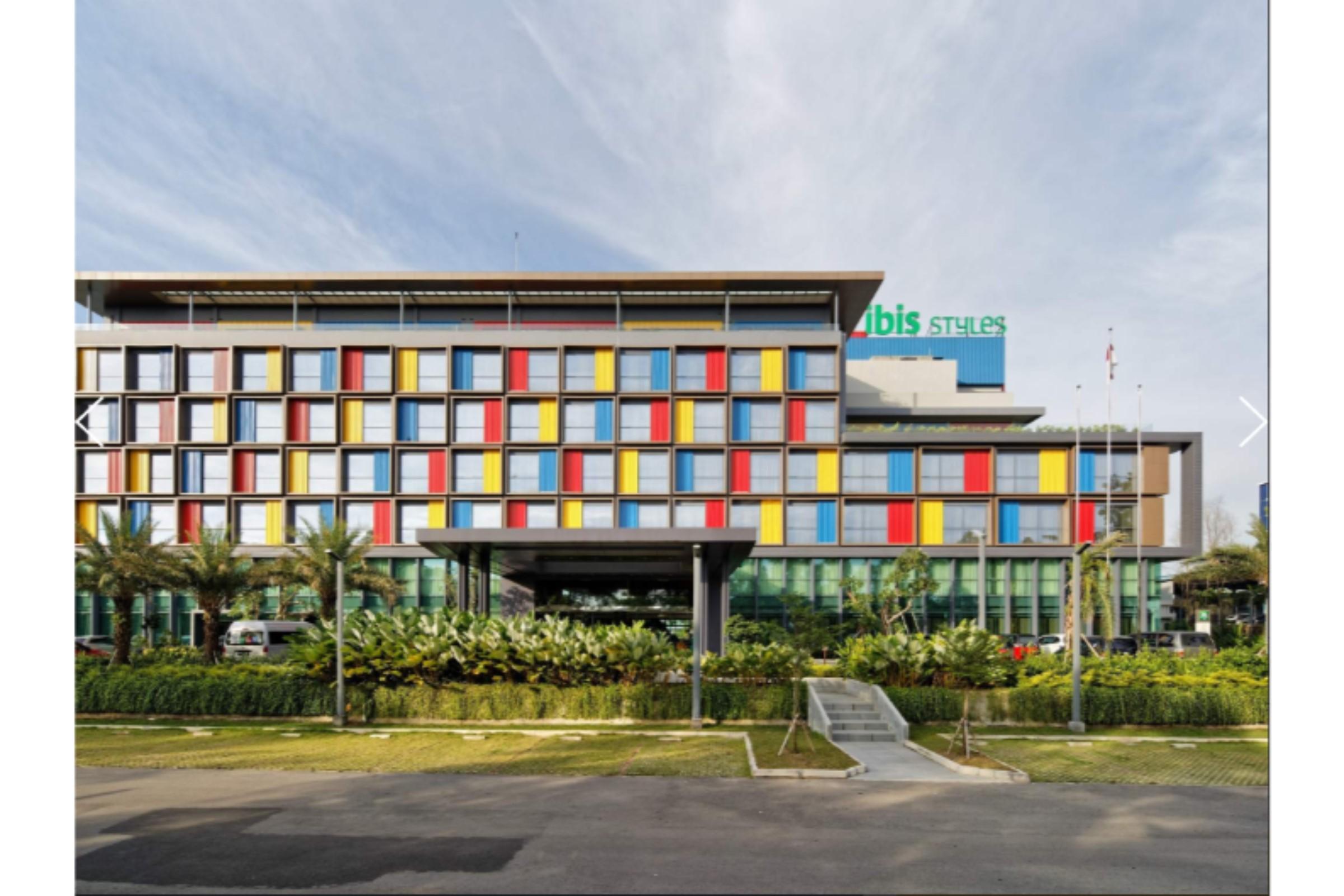 Ibis Styles Batam Nagoya Hotel Buitenkant foto