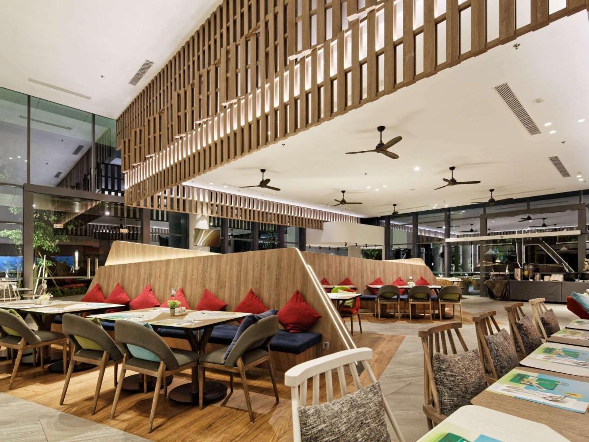 Ibis Styles Batam Nagoya Hotel Buitenkant foto