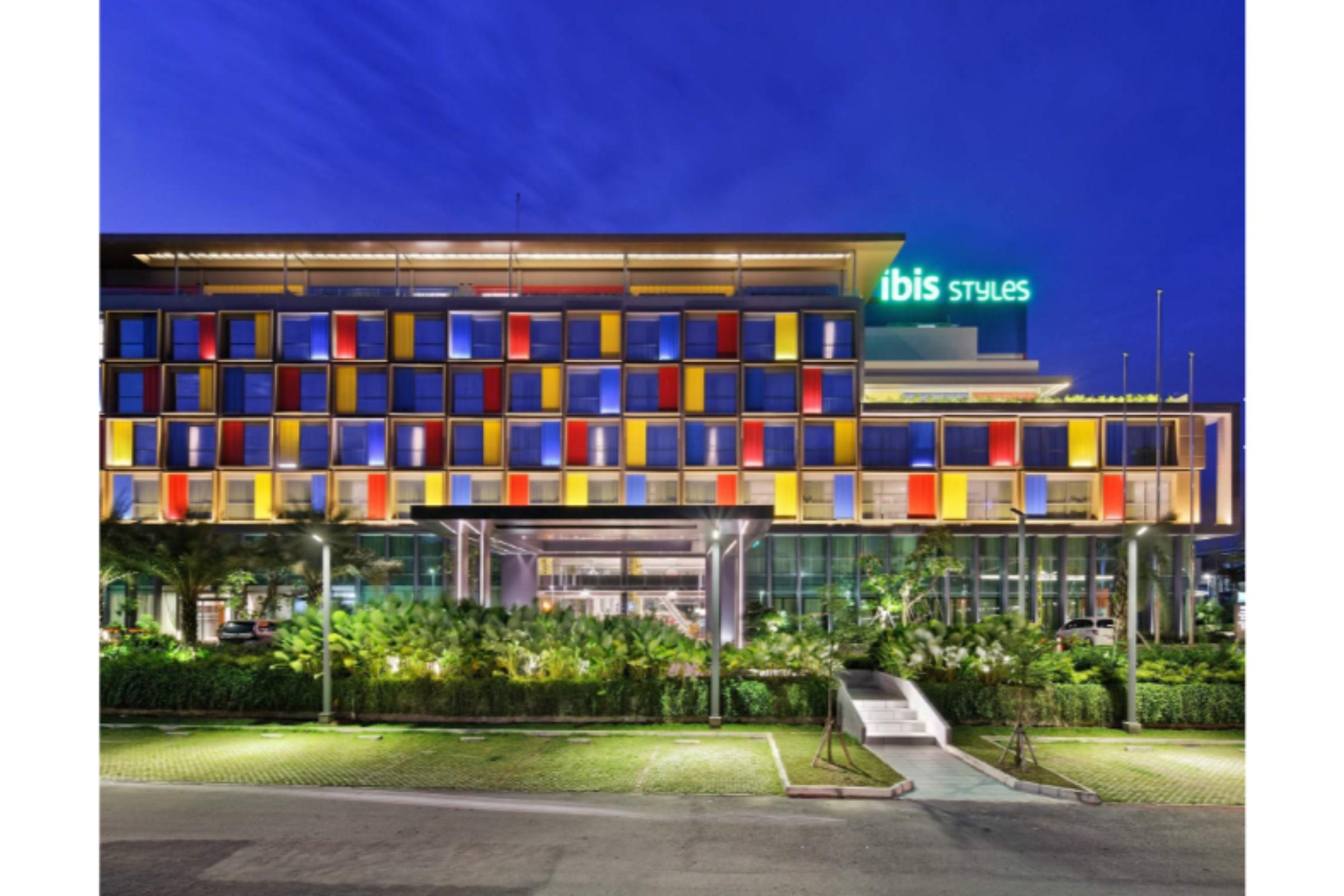 Ibis Styles Batam Nagoya Hotel Buitenkant foto