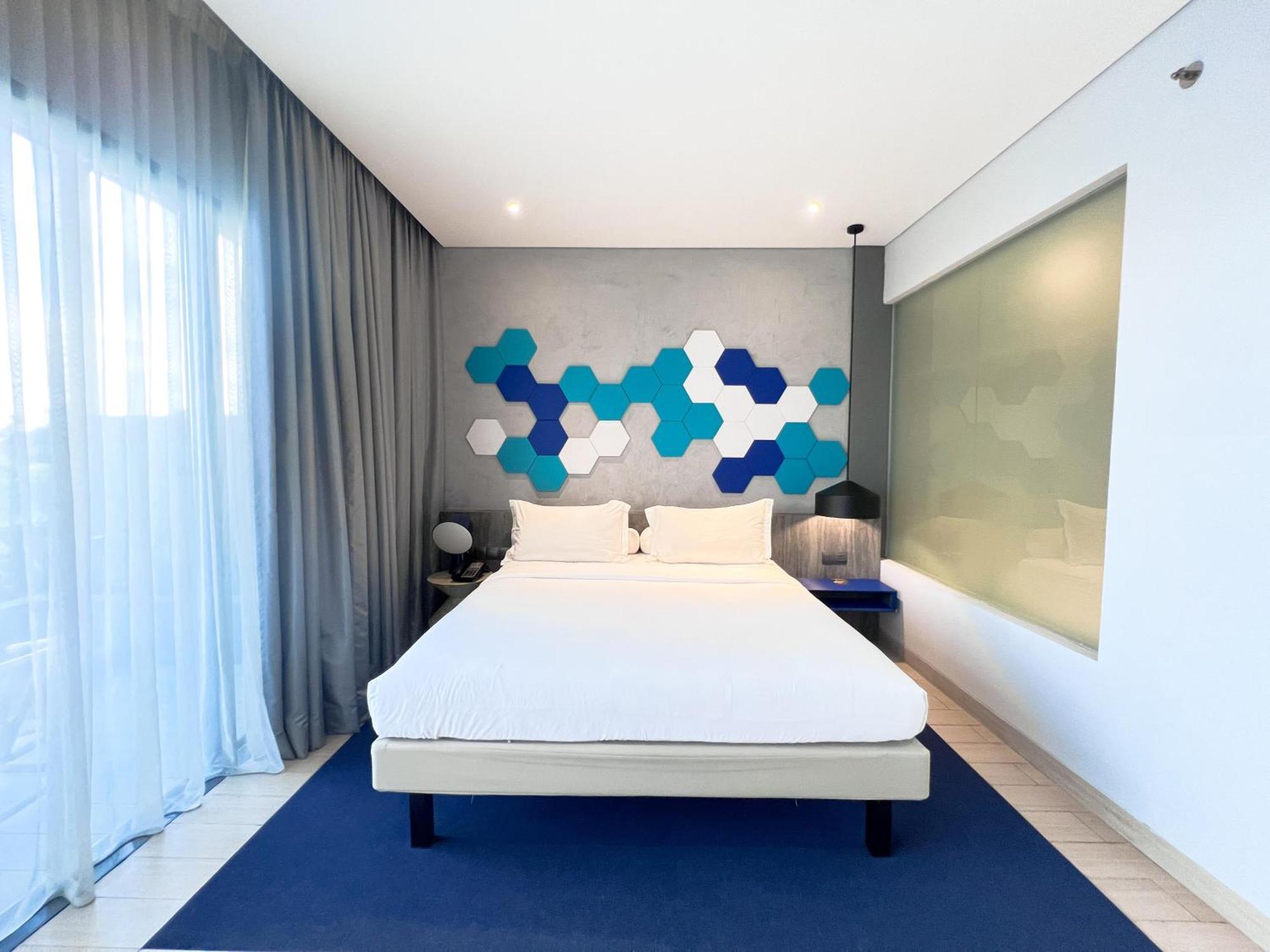 Ibis Styles Batam Nagoya Hotel Buitenkant foto