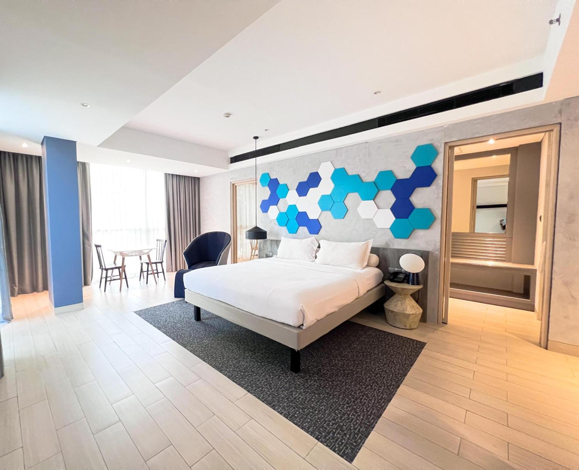 Ibis Styles Batam Nagoya Hotel Buitenkant foto