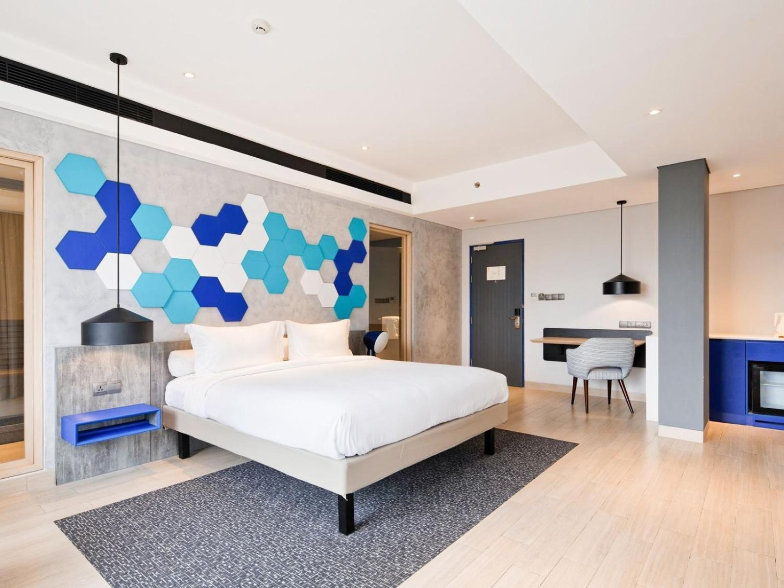 Ibis Styles Batam Nagoya Hotel Buitenkant foto