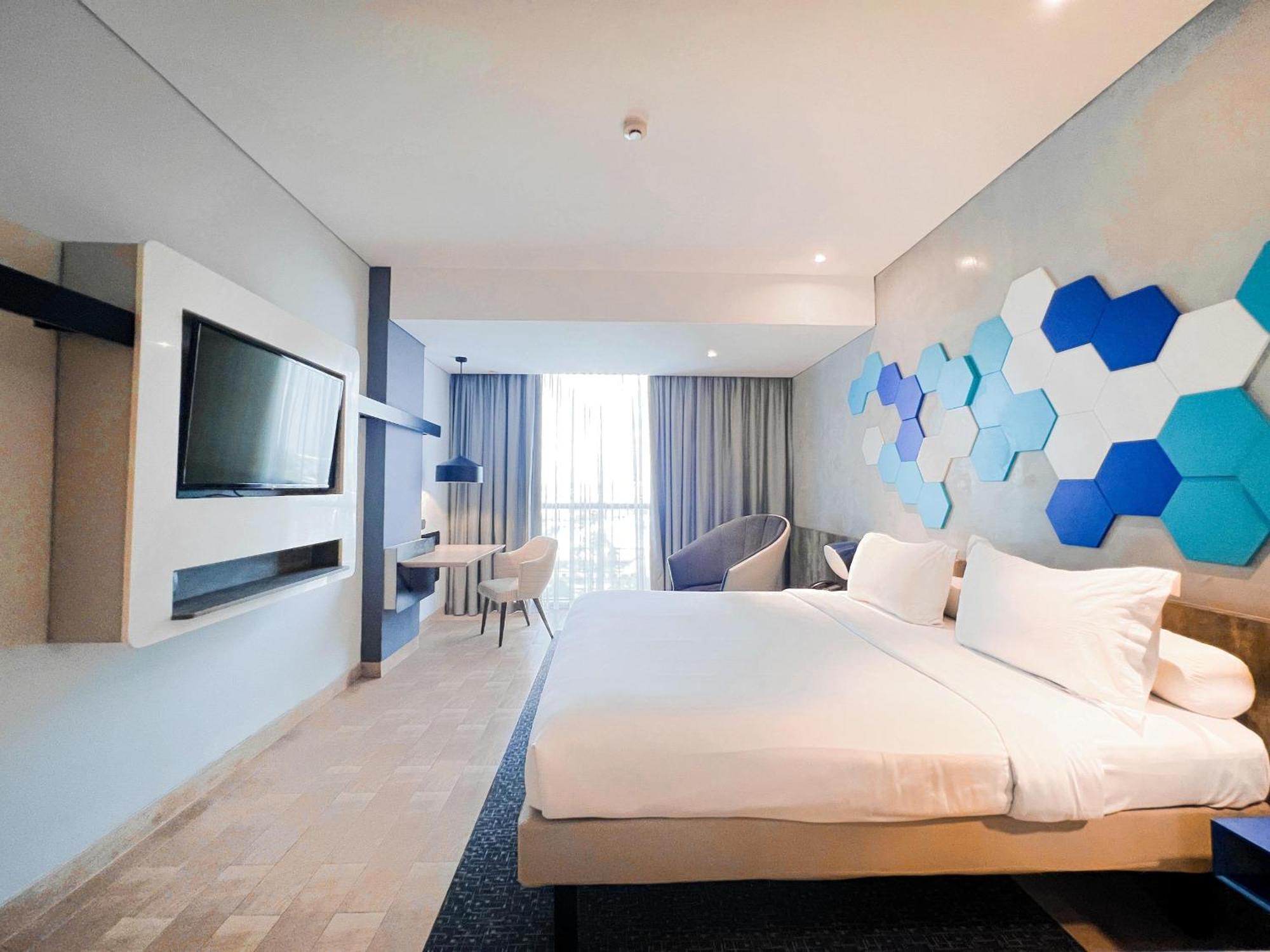 Ibis Styles Batam Nagoya Hotel Buitenkant foto
